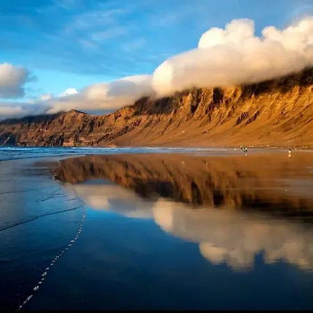 Marea Πλάγια Μπλάνκα